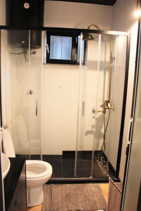 Entire Serviced Apartment With A Beautiful View Tirana Extérieur photo