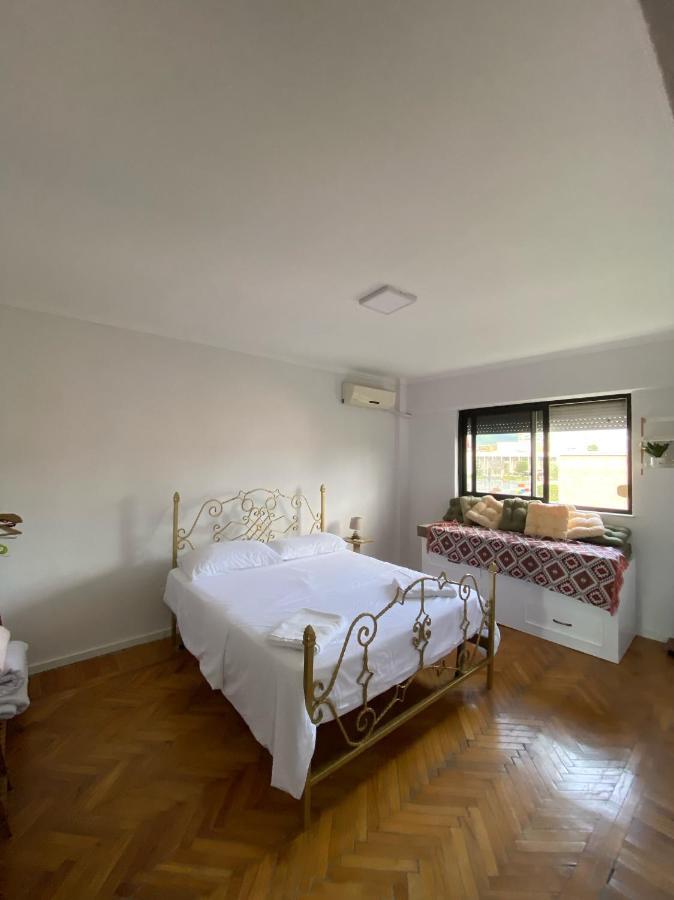 Entire Serviced Apartment With A Beautiful View Tirana Extérieur photo